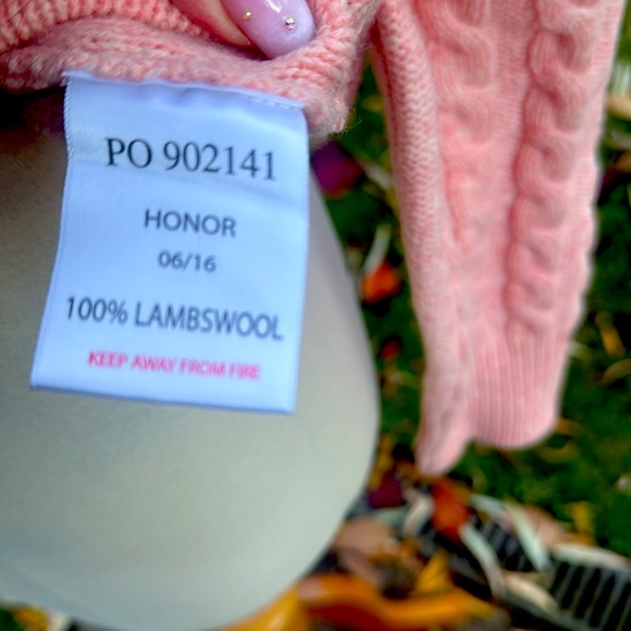 TOGGI EUROPEAN KNIT HEATHERED PINK ๐ฏ LAMBSWOOL CABLEKNIT SWEATER - L -NEW ! ๐โ๏ธ - Picture 8 of 9